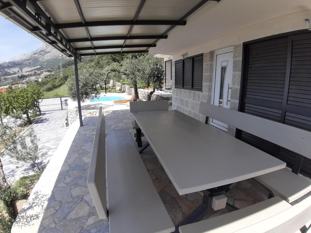 Вилла Olive Stone House Макарска Экстерьер фото