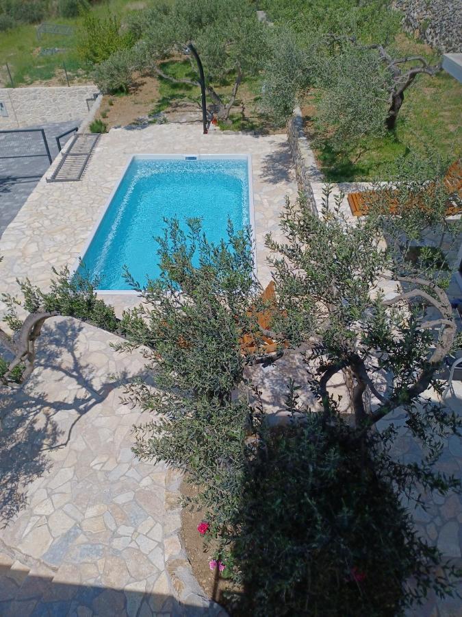 Вилла Olive Stone House Макарска Экстерьер фото