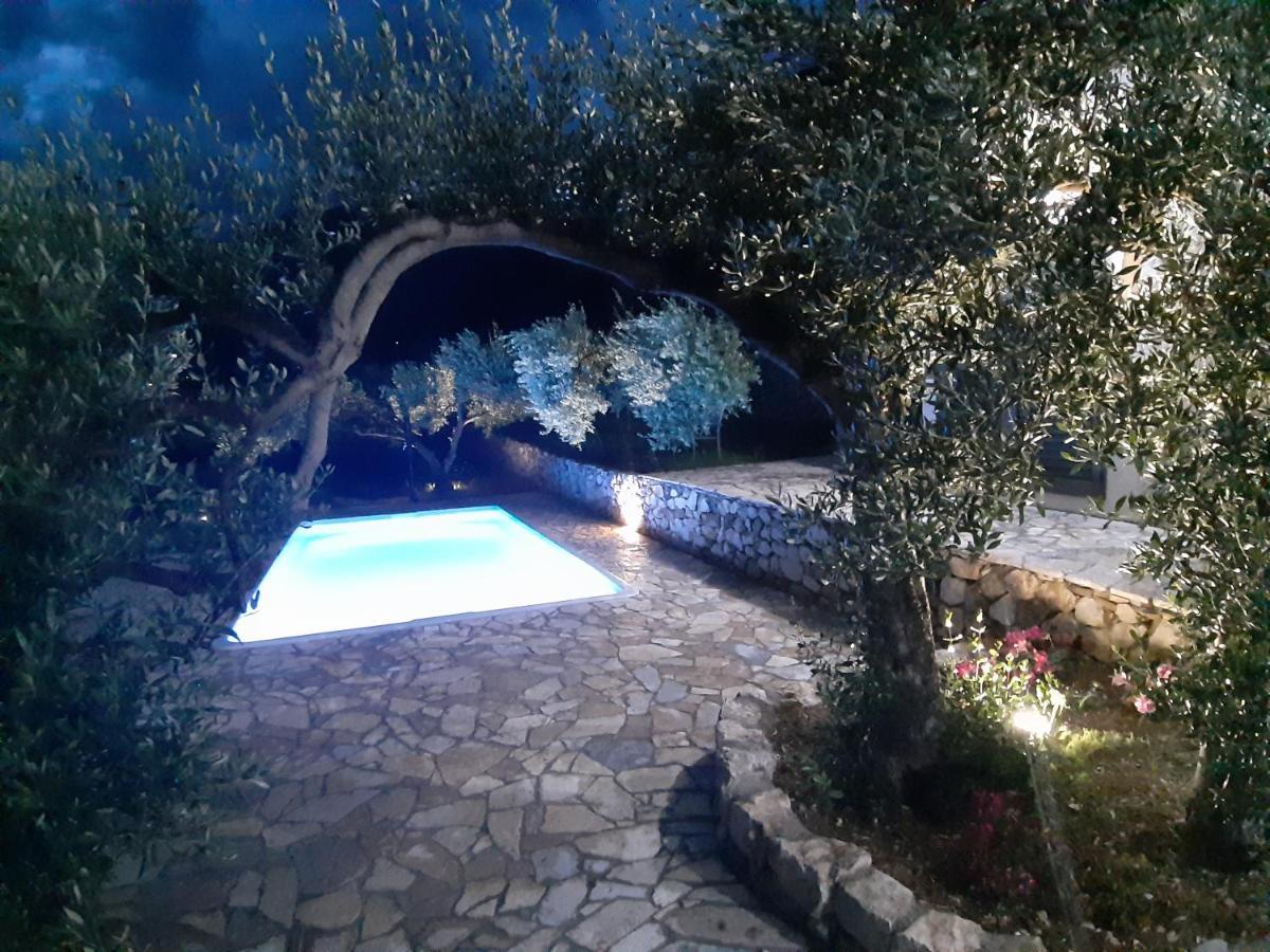 Вилла Olive Stone House Макарска Экстерьер фото