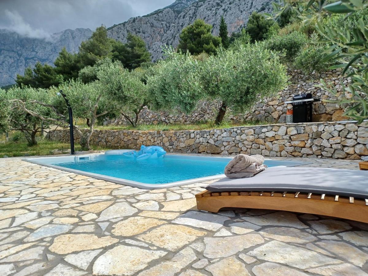 Вилла Olive Stone House Макарска Экстерьер фото