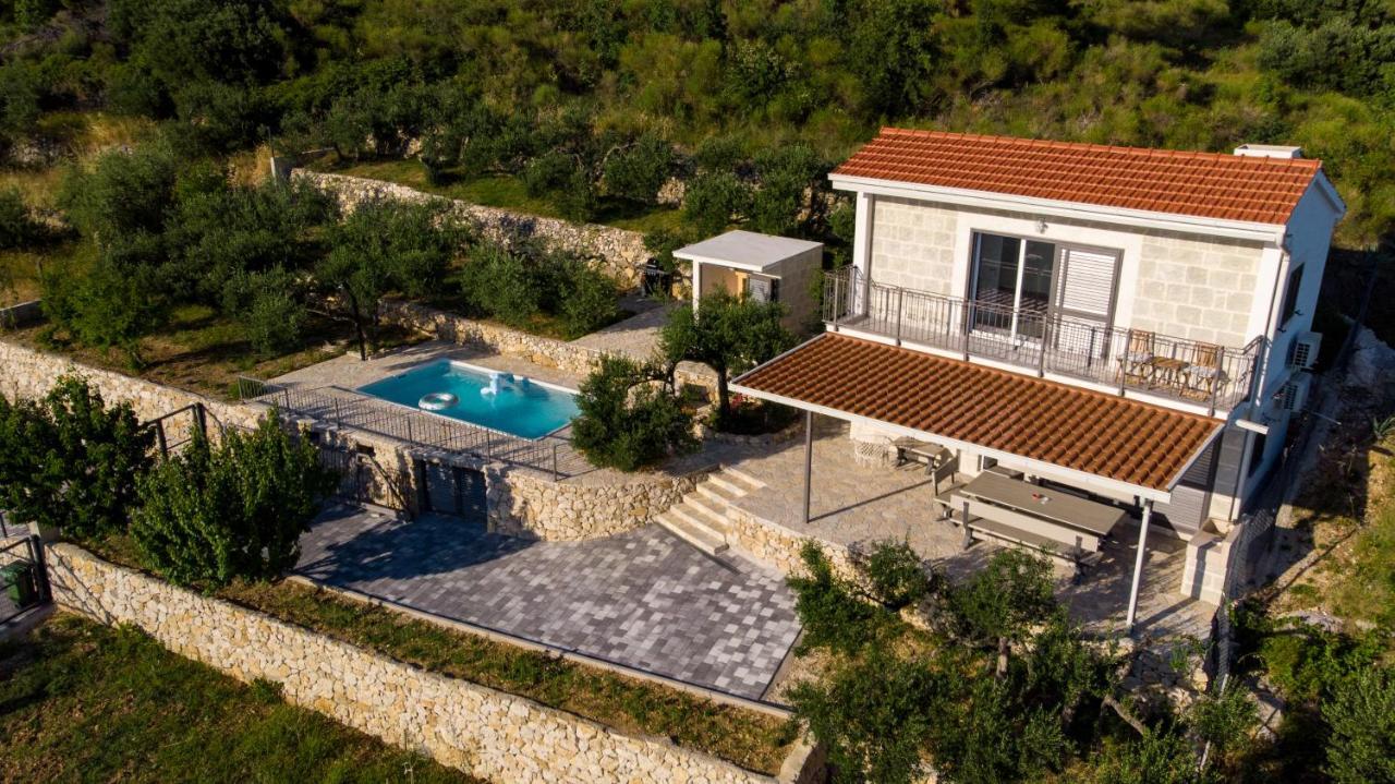 Вилла Olive Stone House Макарска Экстерьер фото